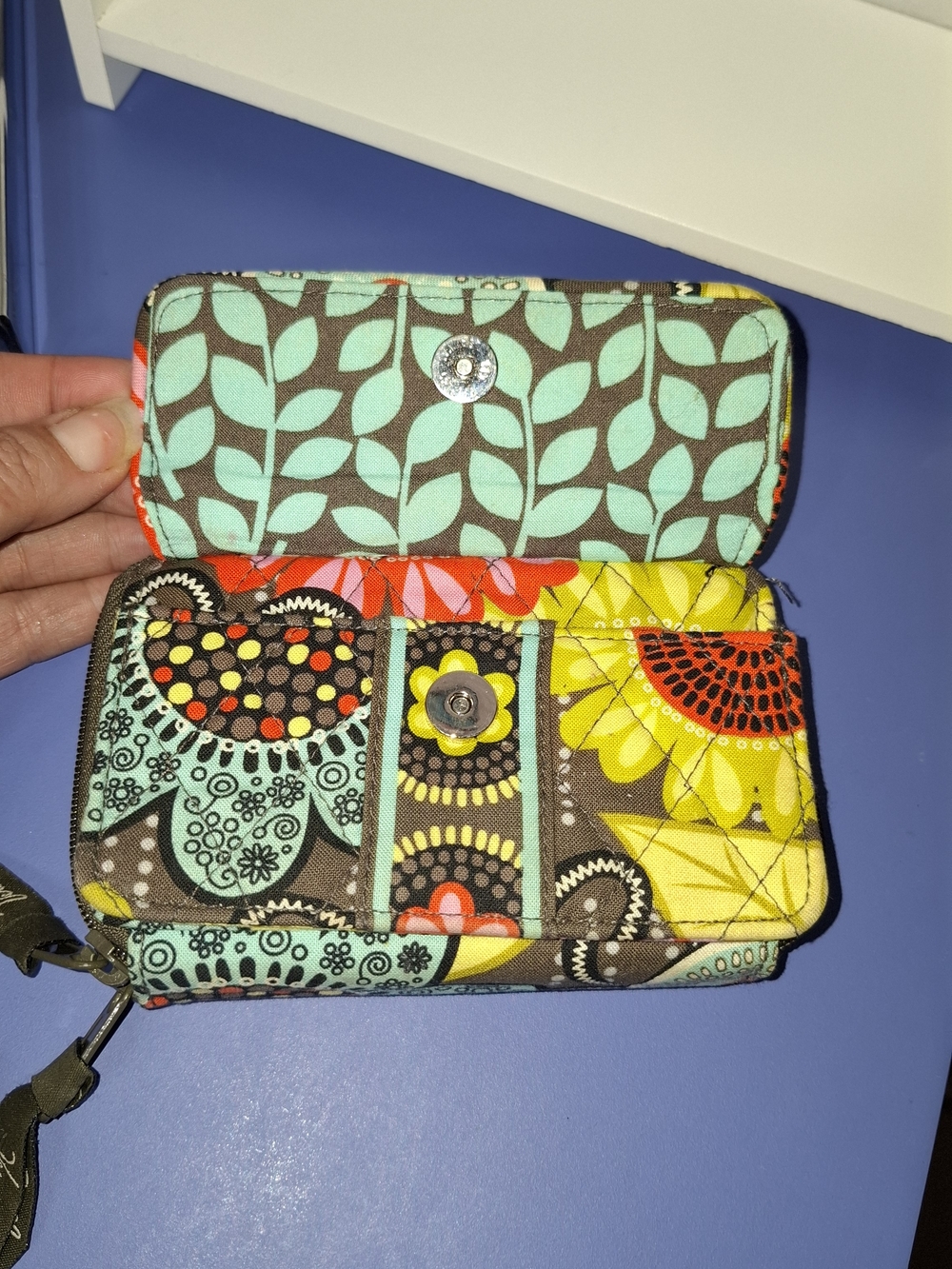 Retired Vera Bradley Lil Hipster Crossbody & Wallet Set In "Flower Shower" - EUC - Picture 4 of 11